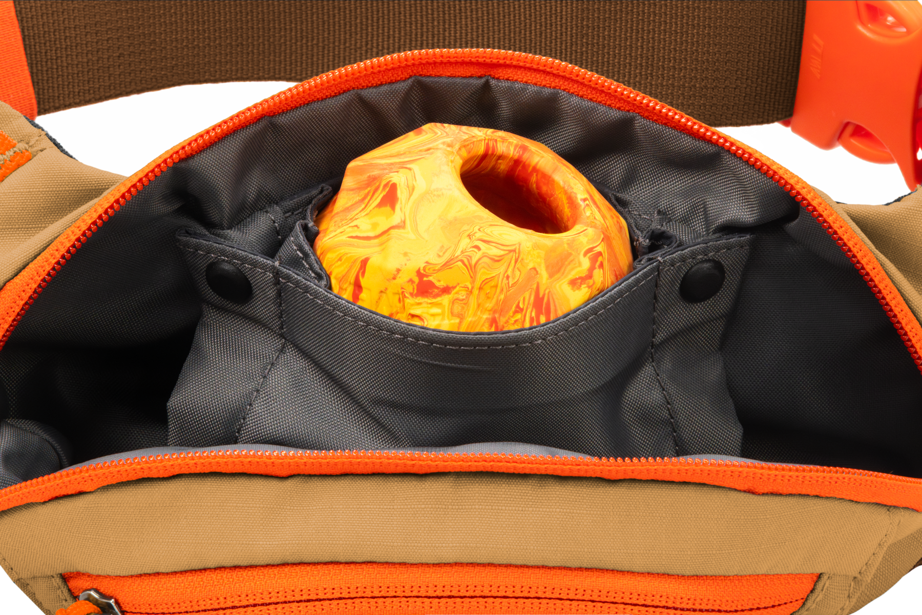 CompressedPNG-3591_Home-Trail-Hip-Pack_Brown-Bear_Big-Zipper_STUDIO.png